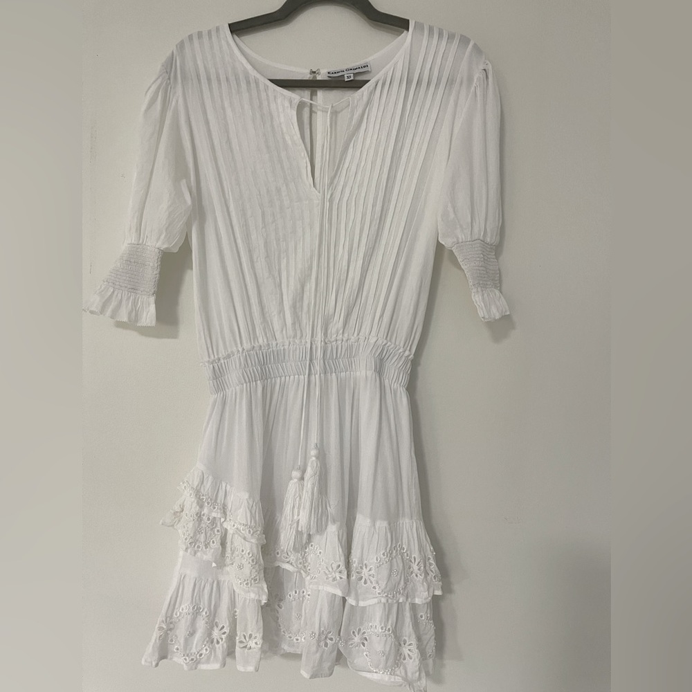 Cotton embroidery white short dress.
